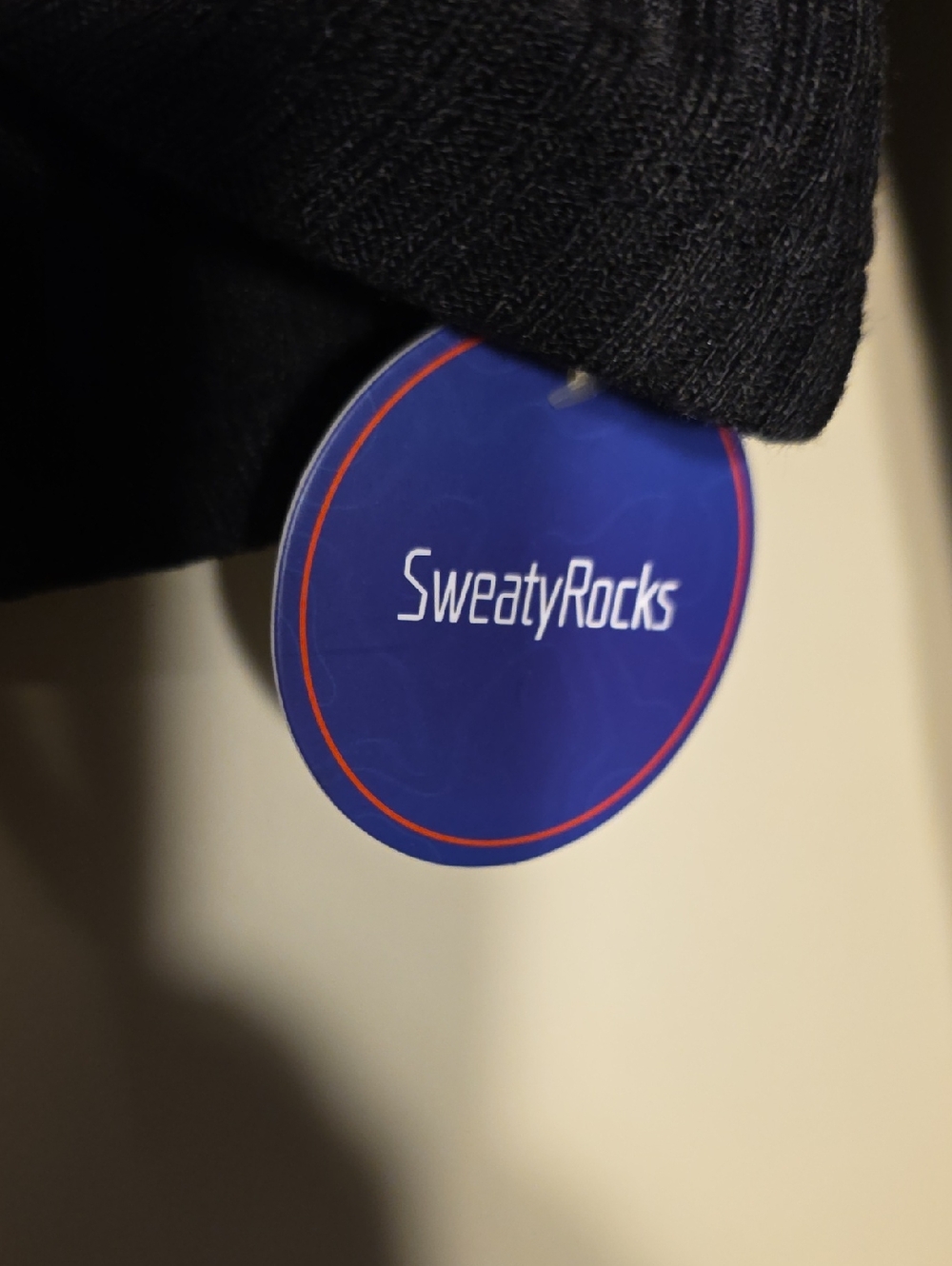 Sweaty Rocks Black Ruched Drawstring V‑Neck Crop Top - Picture 5 of 8